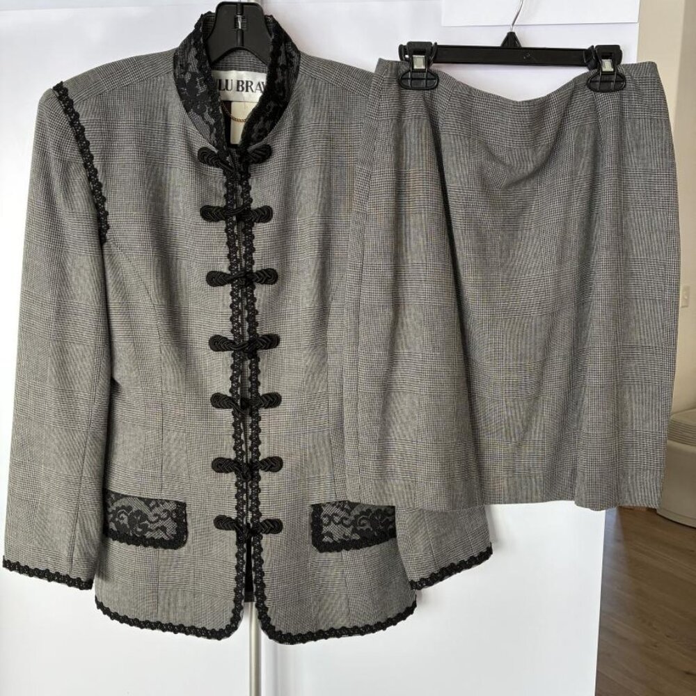 Vintage Lulu Bravo Suit Blazer/Skirt Set Size 6
